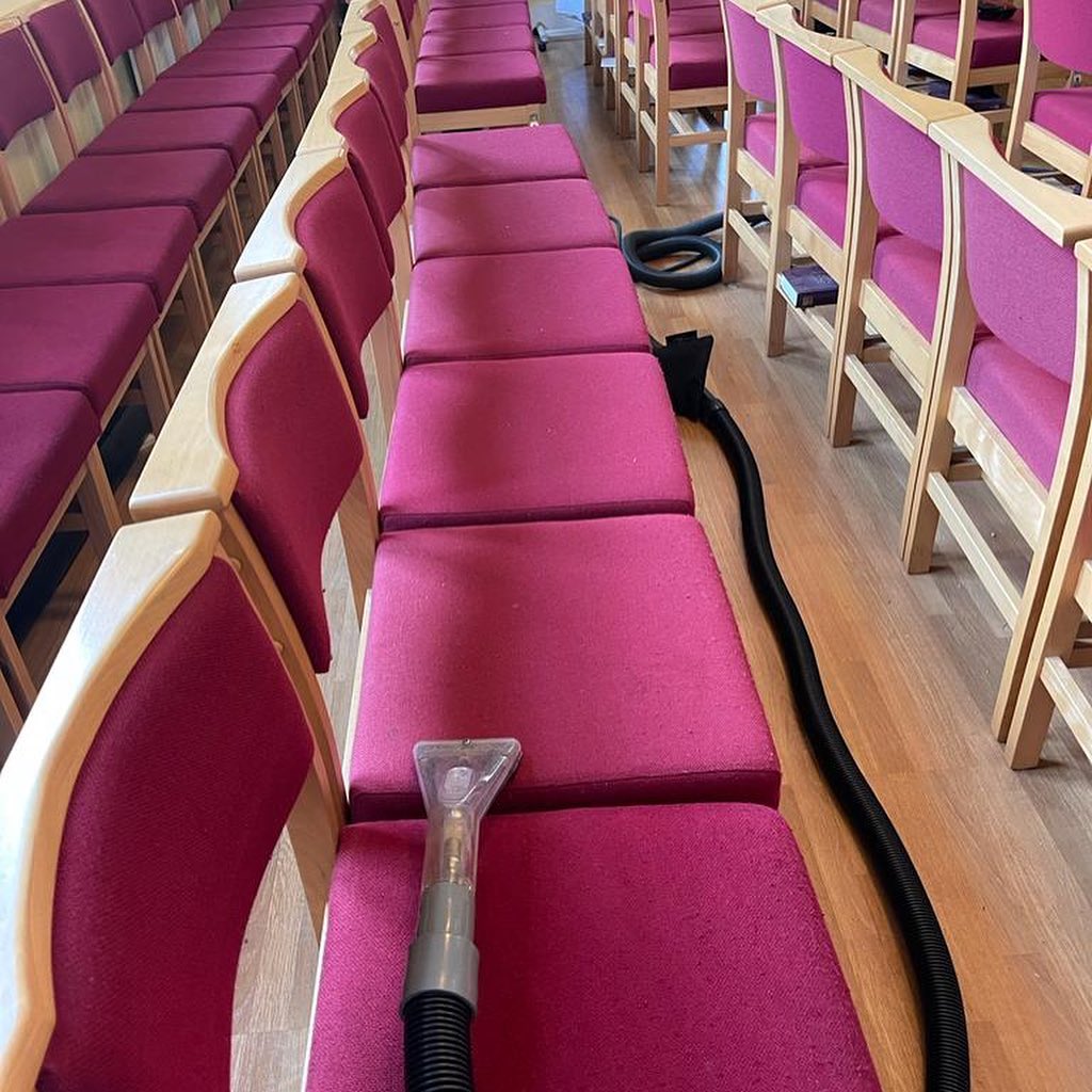 Upholstery Cleaning 4